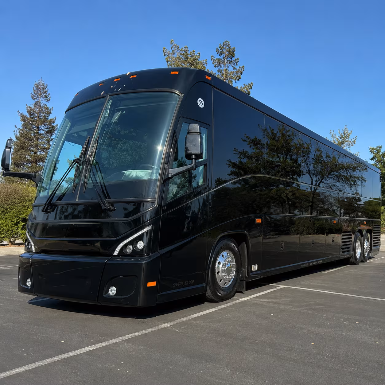 charter buses to robins air force base and defense industry events
