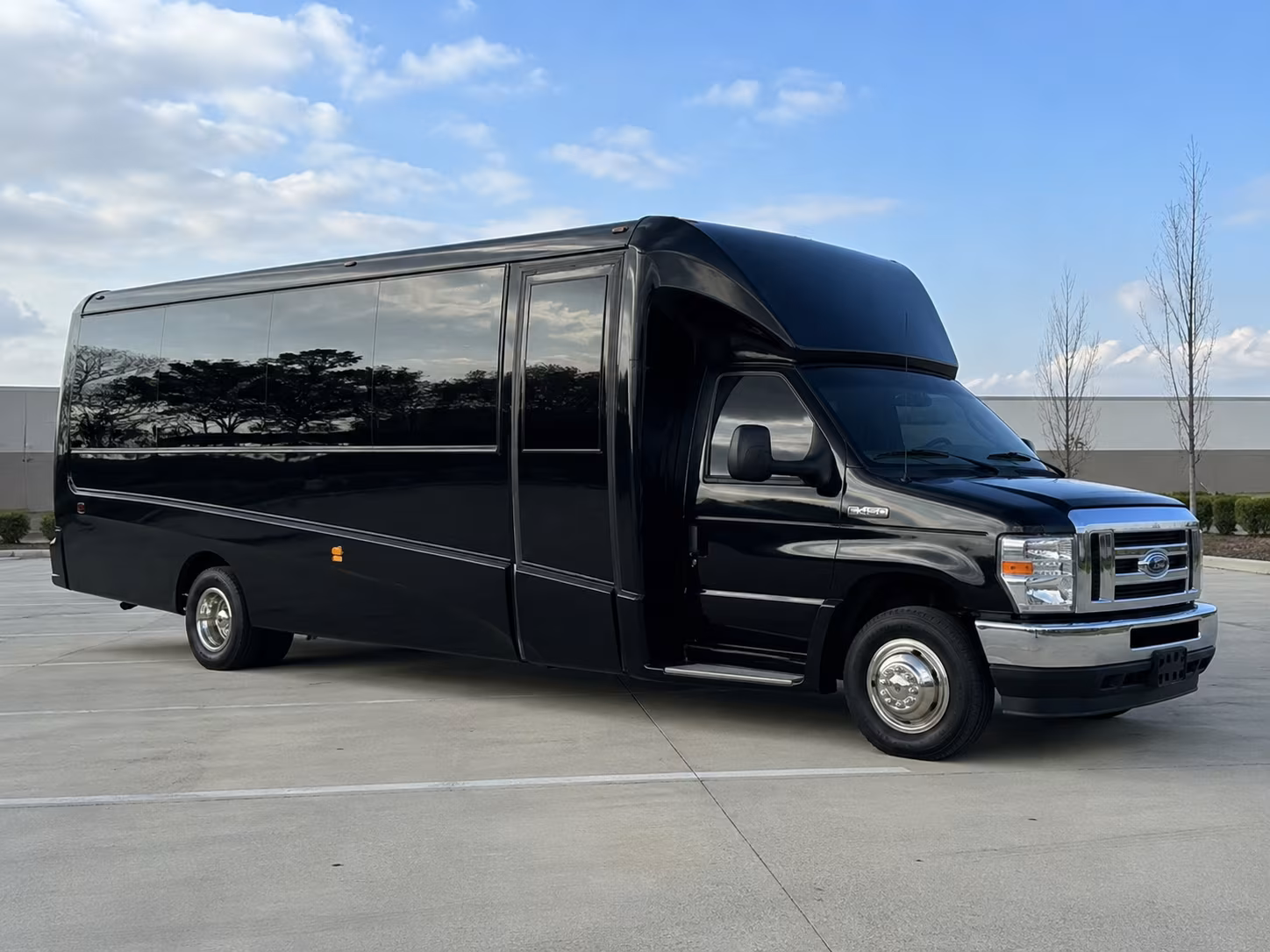 concert shuttle buses for groups heading to columbus georgia shows