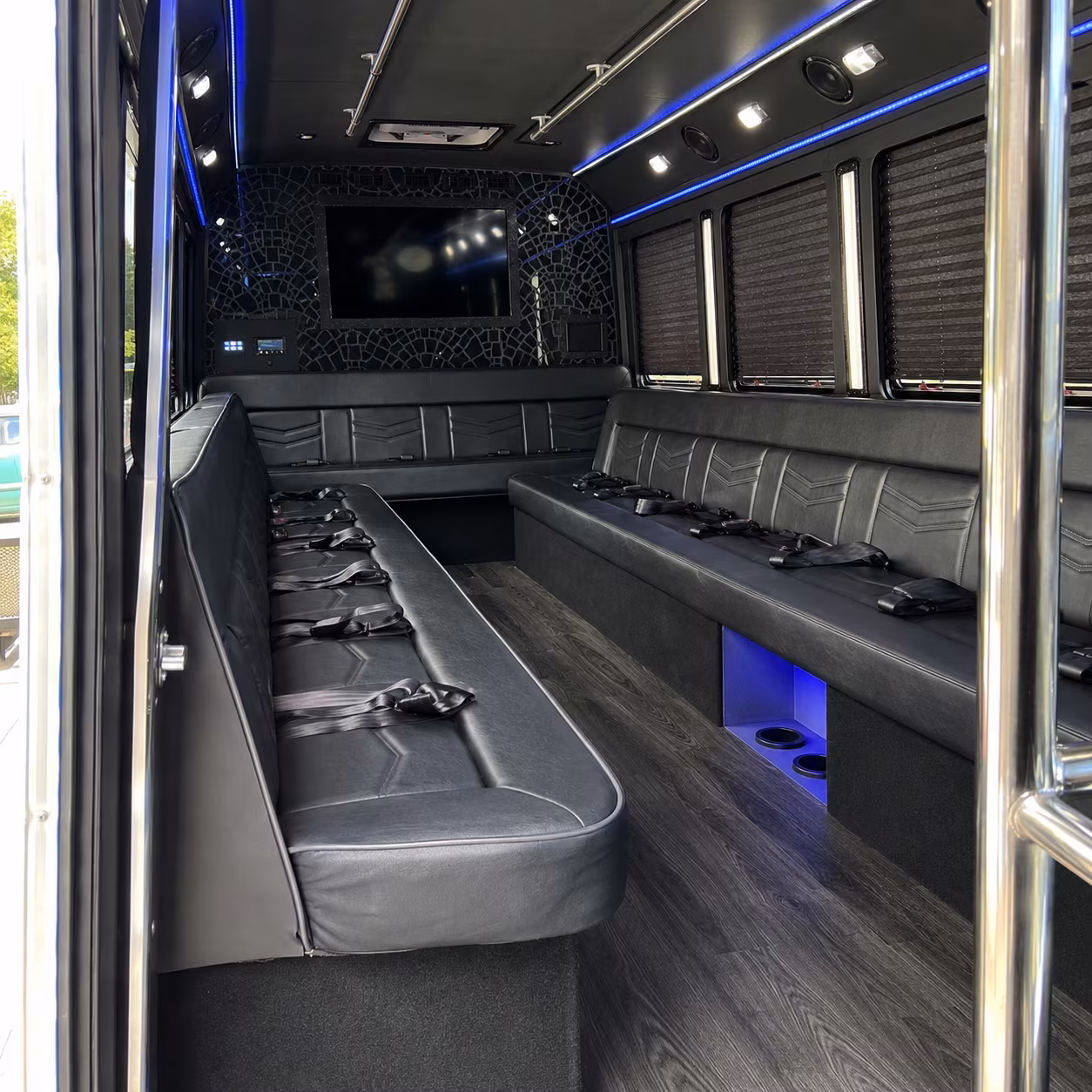 rent a party bus for bachelorette wine tours around warner robins