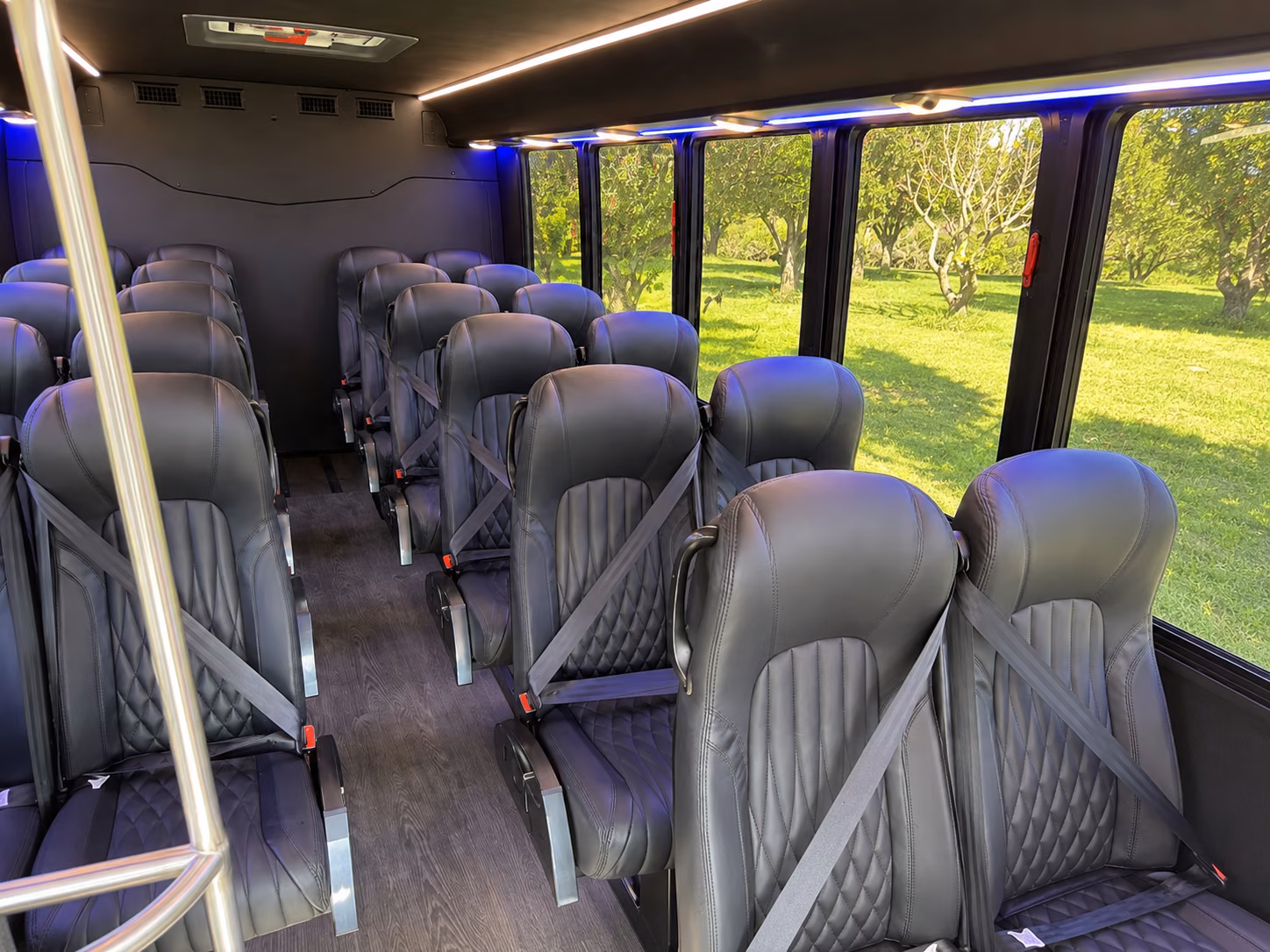 shuttle buses for wedding guests between warner robins hotels and venues