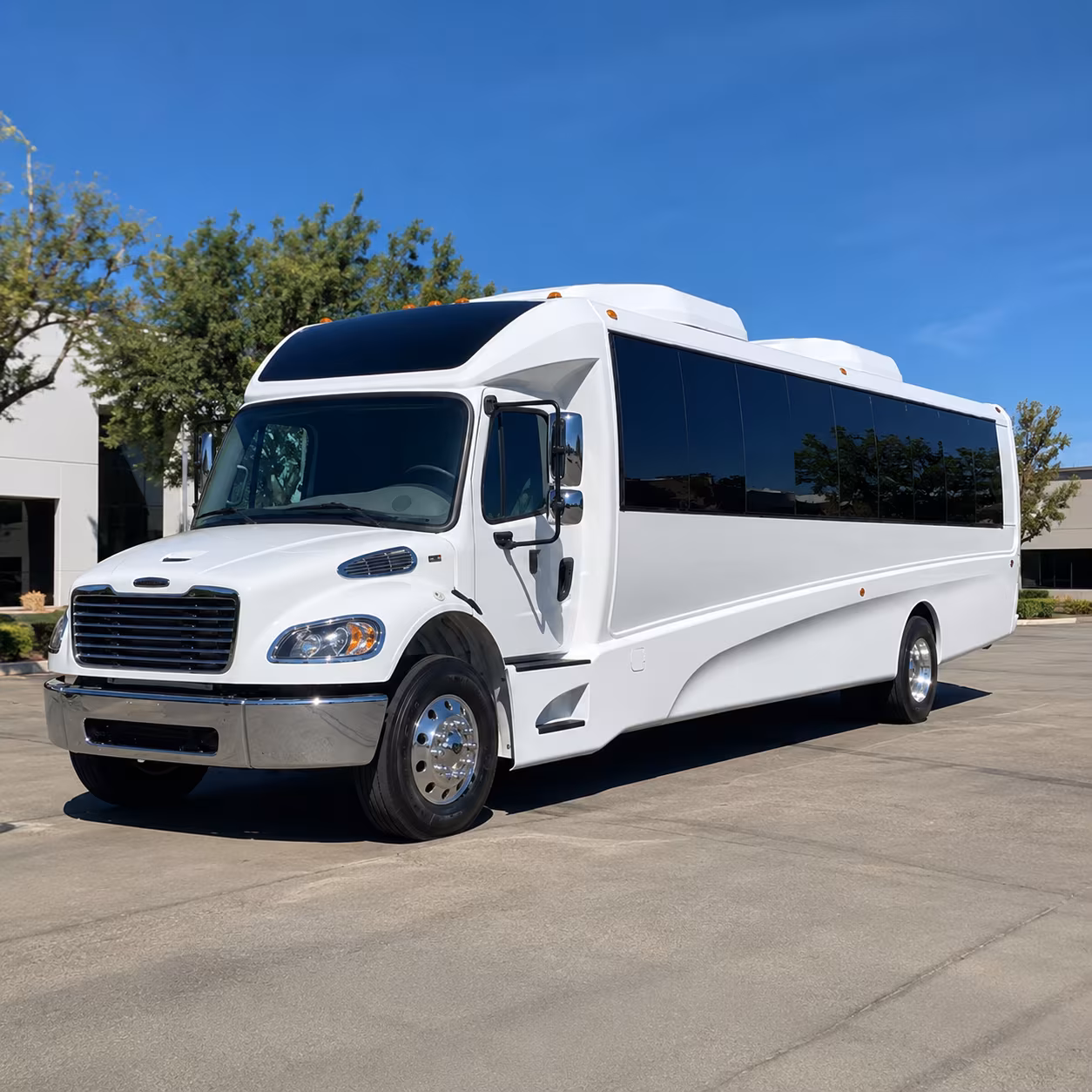 warner robins 25 passenger minibus