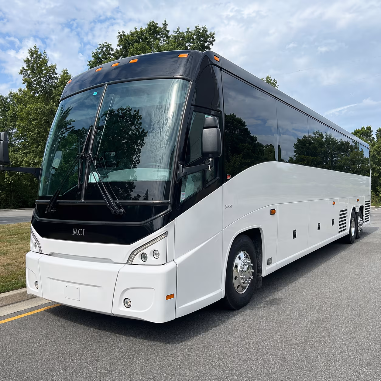 warner robins 56 passenger charter bus