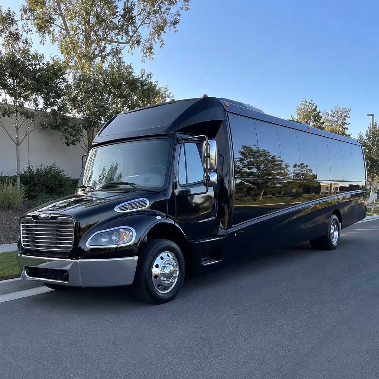 warner robins concert transportation onboard seating