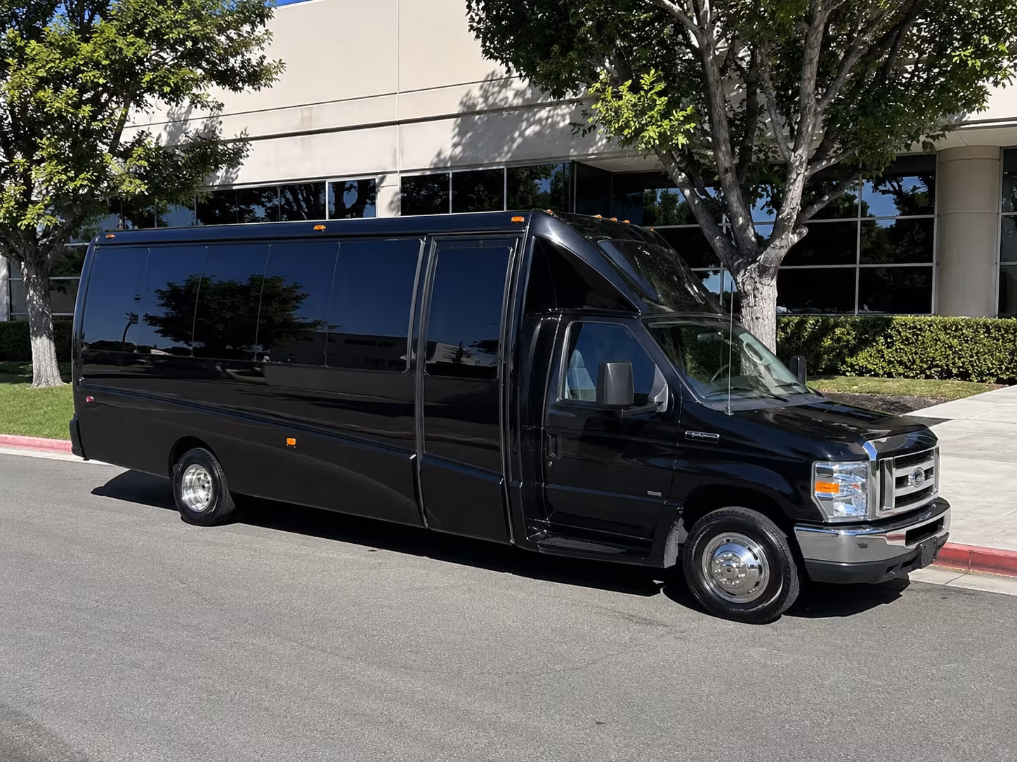warner robins corporate party bus rental