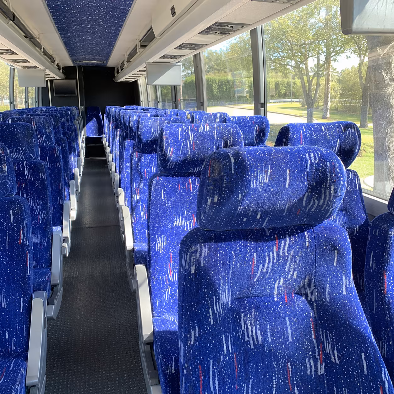 warner robins shuttle buses for weekly worship services and sunday attendance